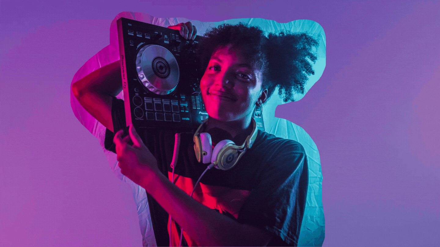 dj raquel intro