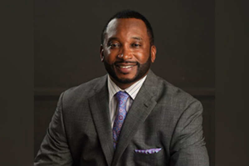 Featured Randy Henderson Headshot of Randy Henderson